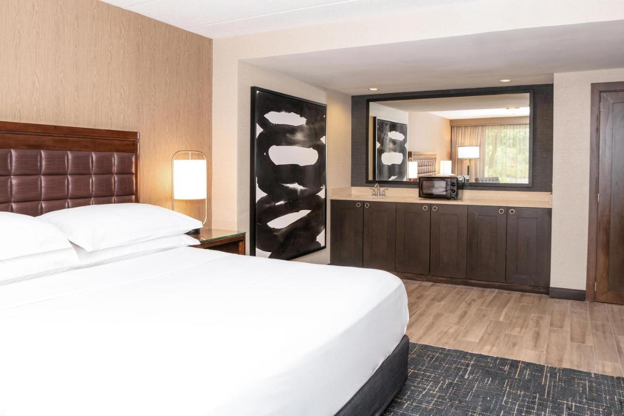 Sheraton Ann Arbor Hotel Екстер'єр фото