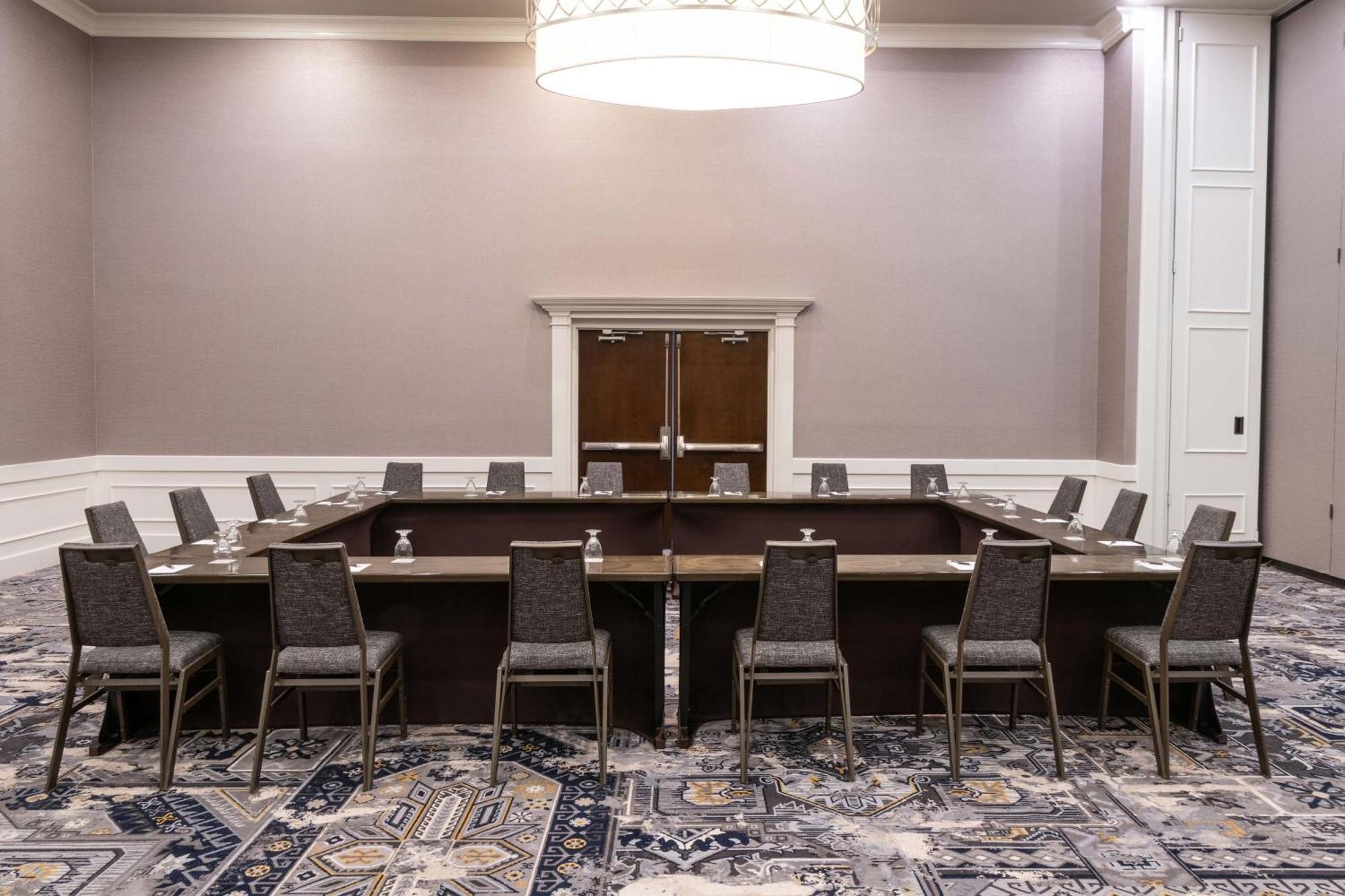 Sheraton Ann Arbor Hotel Екстер'єр фото