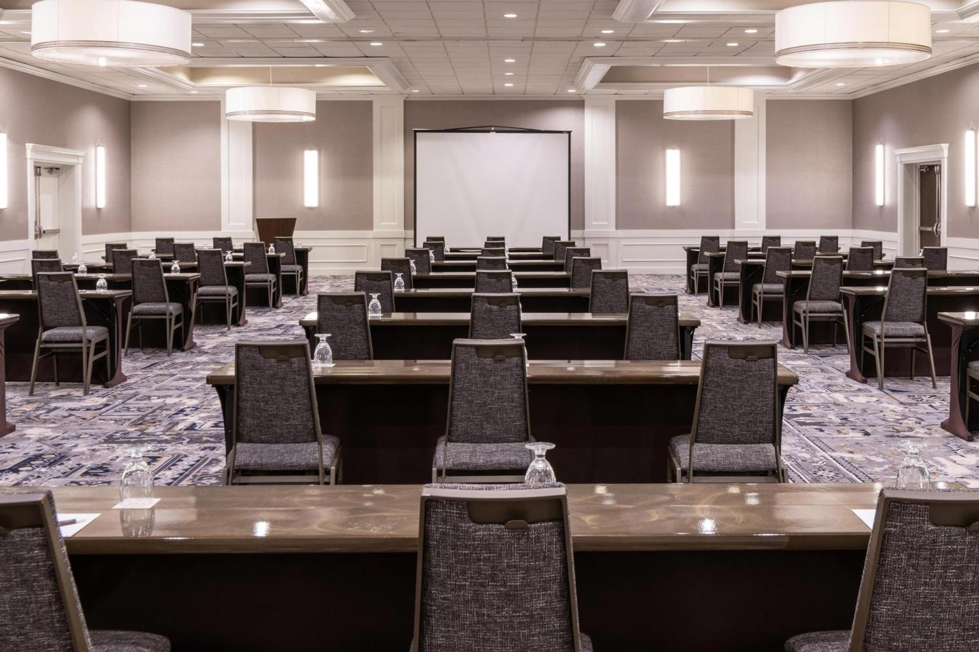 Sheraton Ann Arbor Hotel Екстер'єр фото